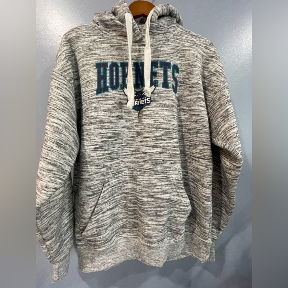 Charlotte Hornets NBA Jon Lauren Gray Heather Hoodie Size XL
